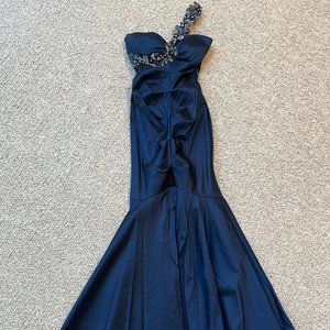 One shoulder blue mermaid evening gown/dress